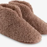 Chaussons Sikfors bottes teddy, pointures 36-45 – JYSK