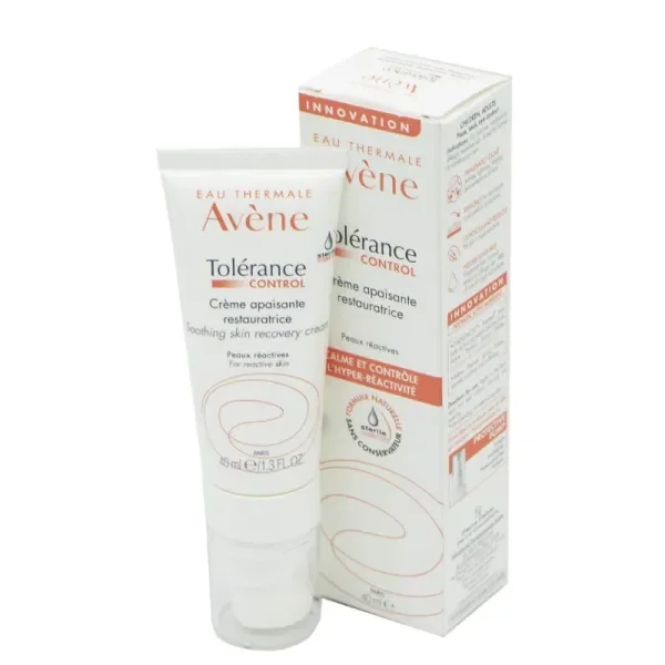 Crème apaisante restauratrice Tolérance Control Avène 40 ml – vue trois-quarts